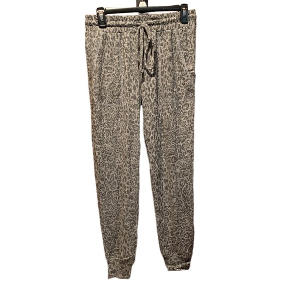 Gibsonlook Leopard Print Easy Jogger Pants XS NWT - Picture 1 of 6